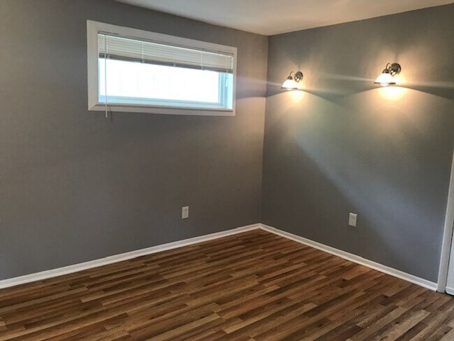 Photo - Ranch-Style Home with Large Fenced Yard in...