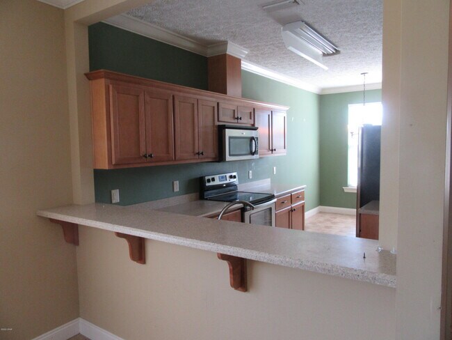 Building Photo - 2944 Palmetto Ridge Way