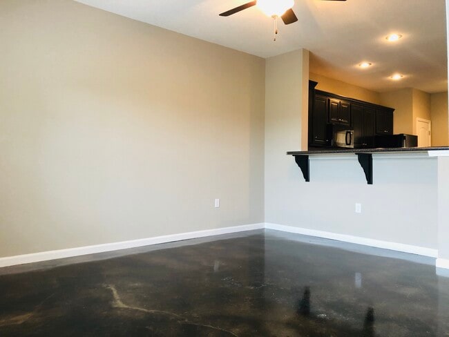 Building Photo - 4310 Makala Ln