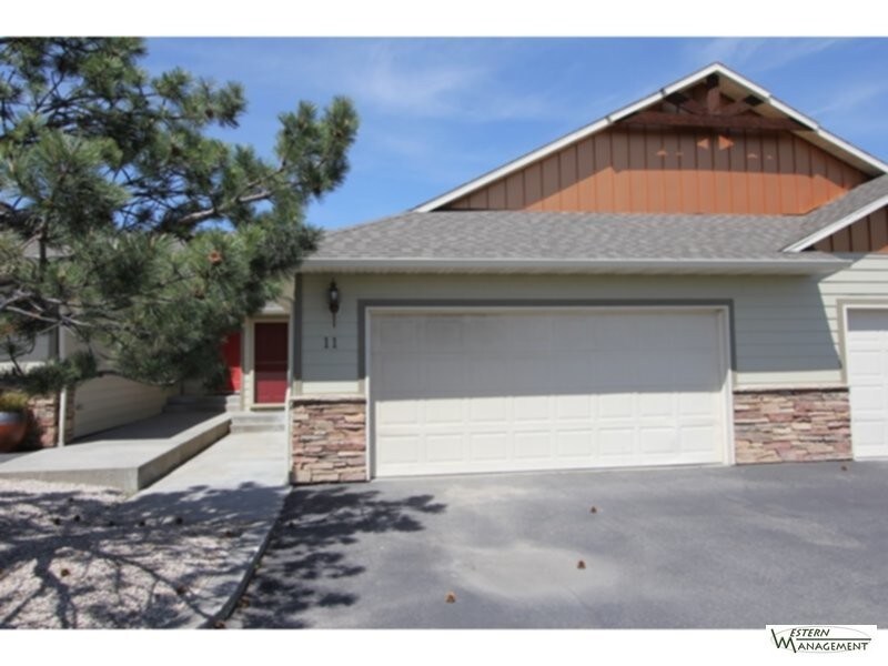 Foto principal - Gorgeous Condo in Rehberg Ranch!