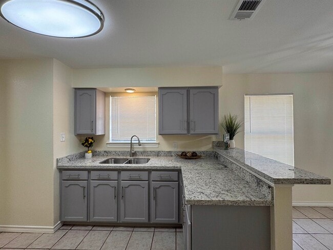 Foto del edificio - 304 Anthony Ln