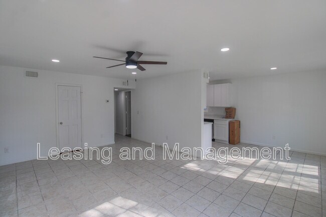 Foto del edificio - 910 Sea Gull Dr