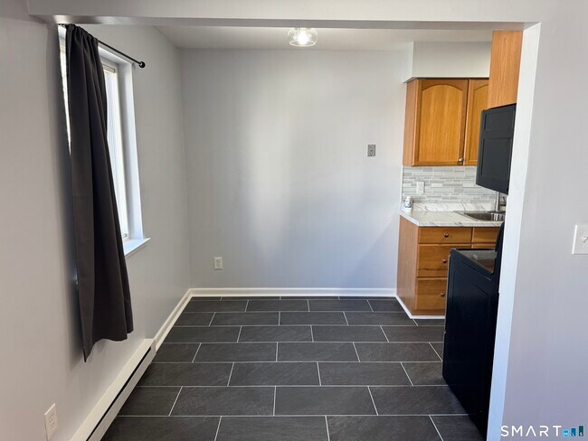 Foto del edificio - 4 Glenwood Ave