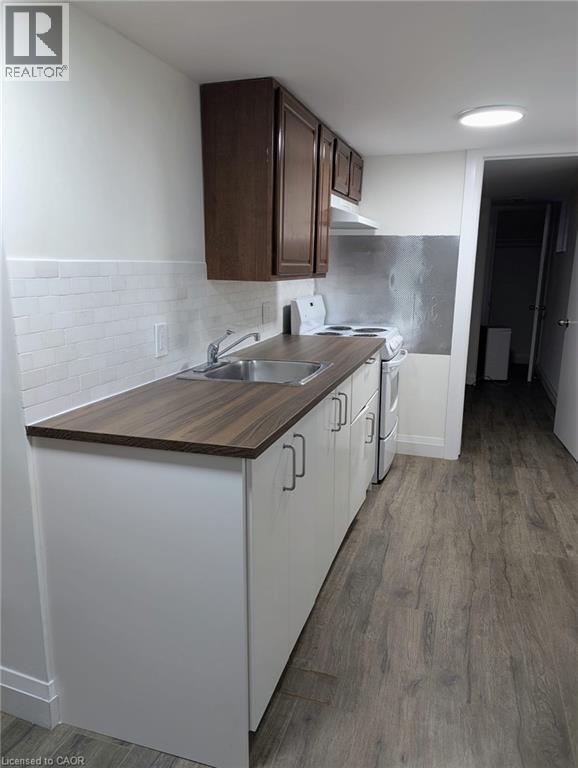 Photo du bâtiment - 174 Linden Ave