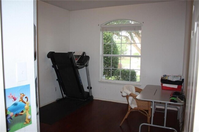 Foto del edificio - 9209 Azinger Dr