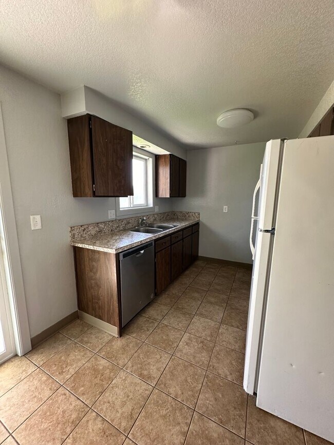 Foto del edificio - 6209 Onyx Ave