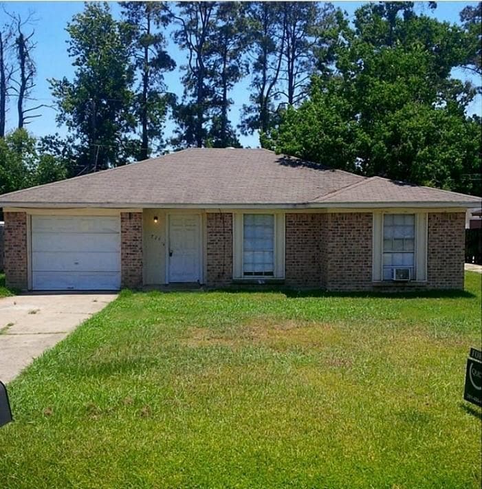 711 Magnolia Dr, Crosby, TX 77532 House Rental in Crosby, TX