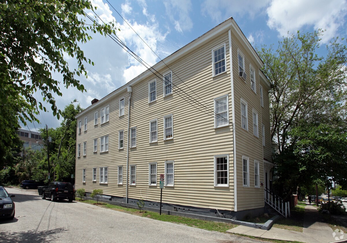 Foto principal - 127 Cannon St
