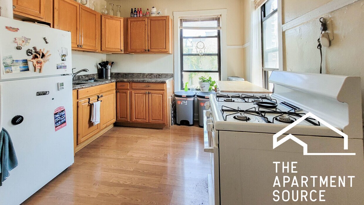Foto principal - 3923 N Keeler Ave