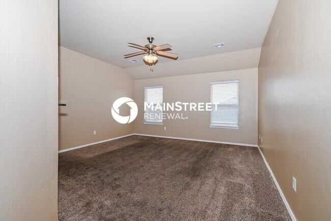 Foto del edificio - 3 Bedroom Pet-Friendly Home in OKLAHOMA CITY, OK with Main Street Renewal