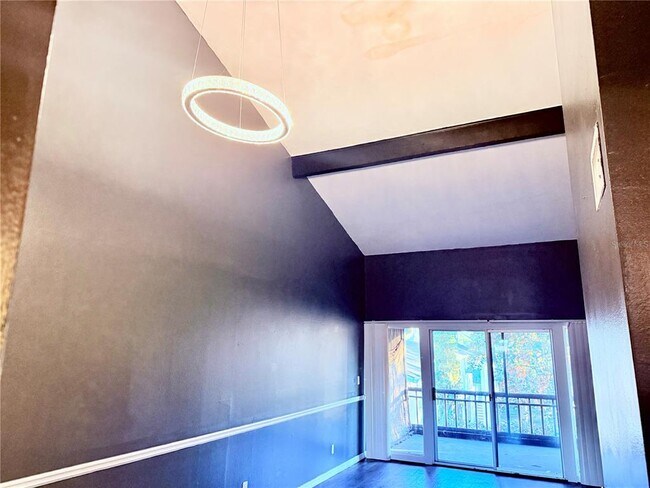 Foto del edificio - 6519 W Newberry Rd