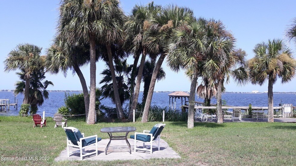 Foto principal - 2095 Pineapple Ave