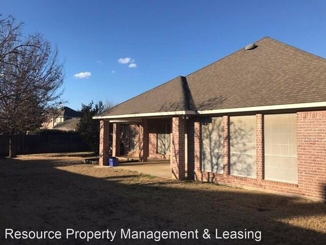 Building Photo - 4 br, 3 bath House - 132 Greenhill Trail S