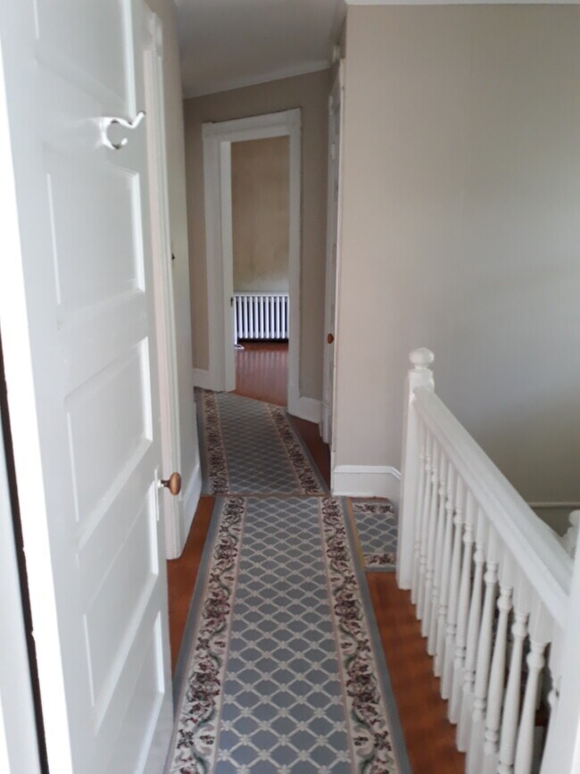 Foto del edificio - 2644 N Beechwood Pl