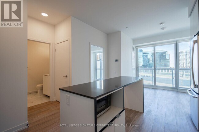 Building Photo - 4065 Confederation Pkwy