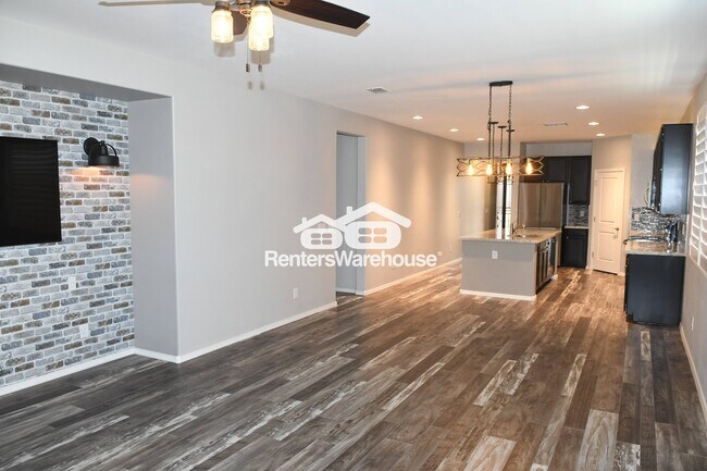 Foto del edificio - 3048 W Thorn Tree Dr