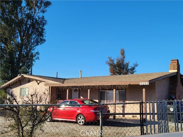 Foto del edificio - 11685 Holmes Ave