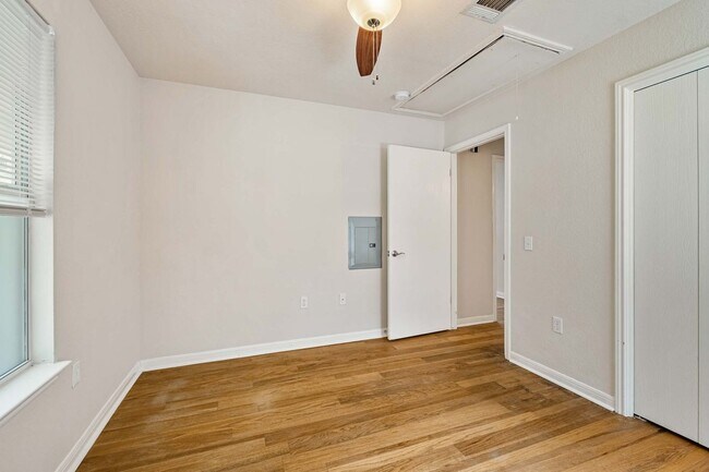 Foto del edificio - Charming East Austin 2 Bedroom, 2 Bath Home off of Cesar Chavez