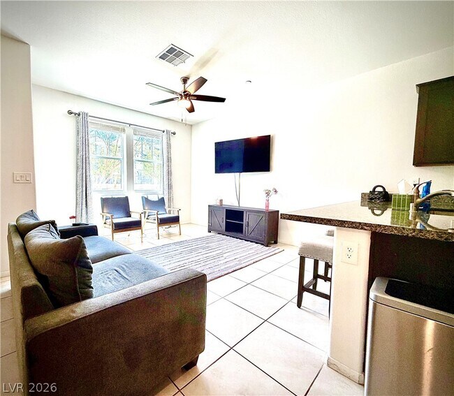 Building Photo - 523 Cattleya Pl