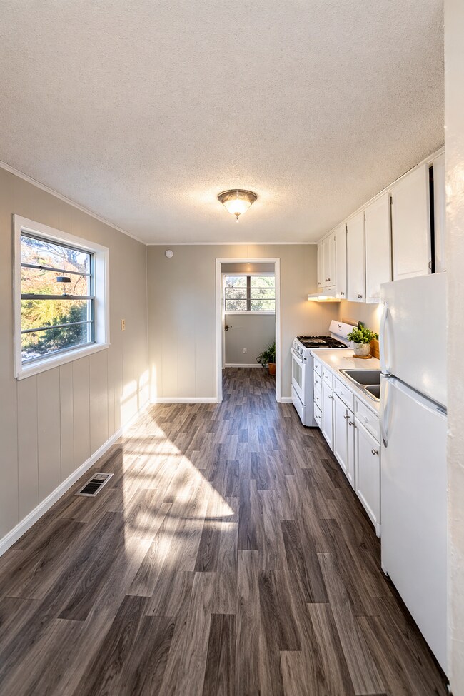 Foto del edificio - 1301 19th Pl SW