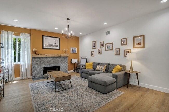Building Photo - 29018 Tackaberry Ct