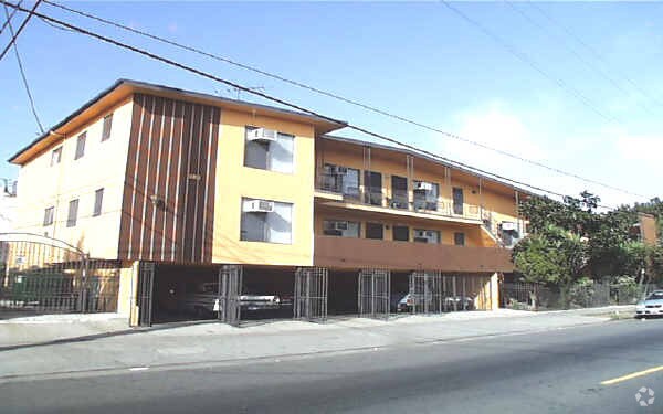 Primary Photo - 1125 N Van Ness Ave