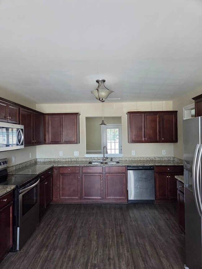 Cocina - 500 Hillshade Ct