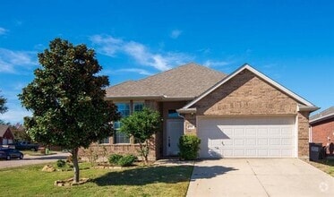 Building Photo - 6803 Hillwood Dr