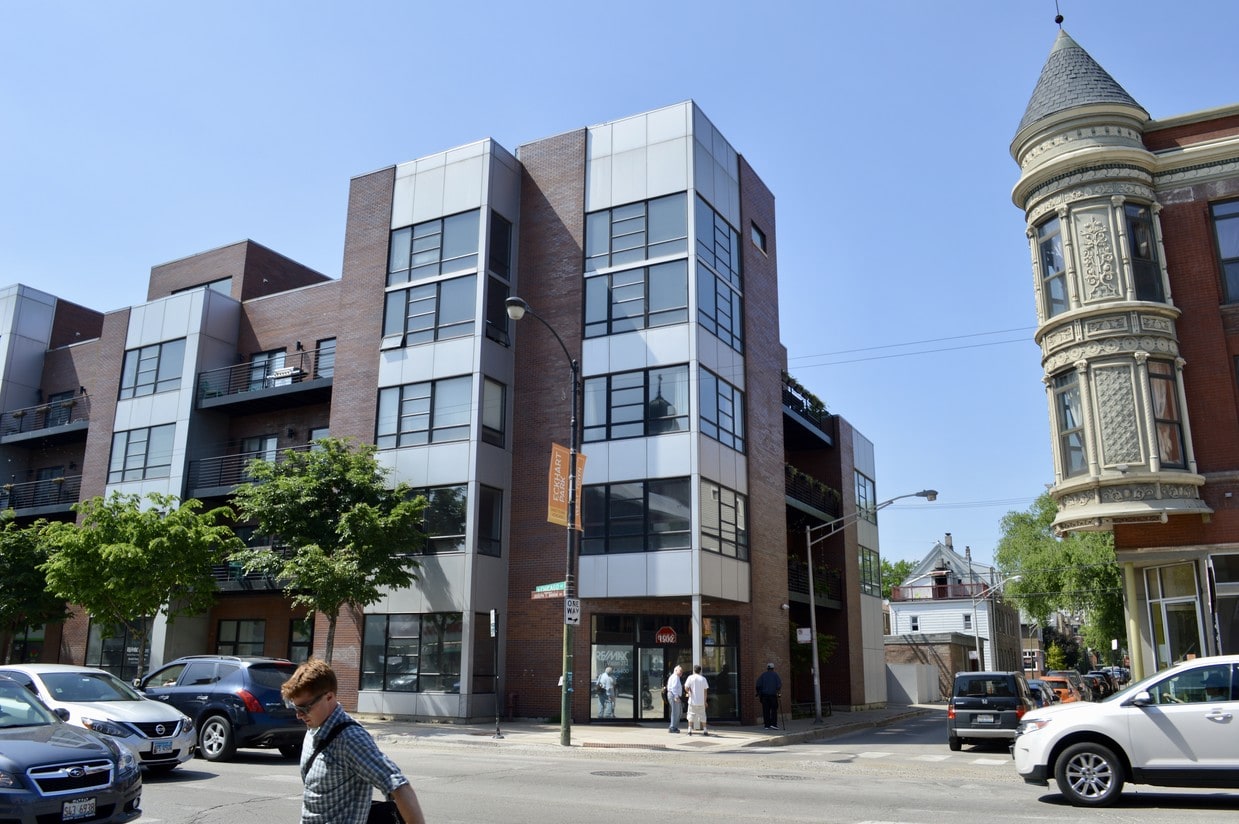 Primary Photo - 808 N Greenview Ave
