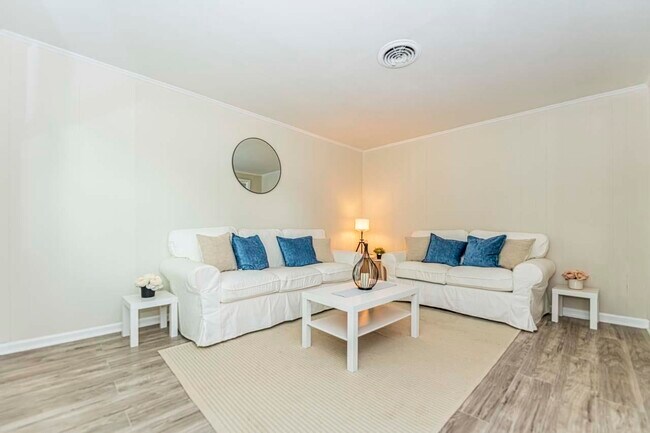 Foto del edificio - 506 Starlight Dr