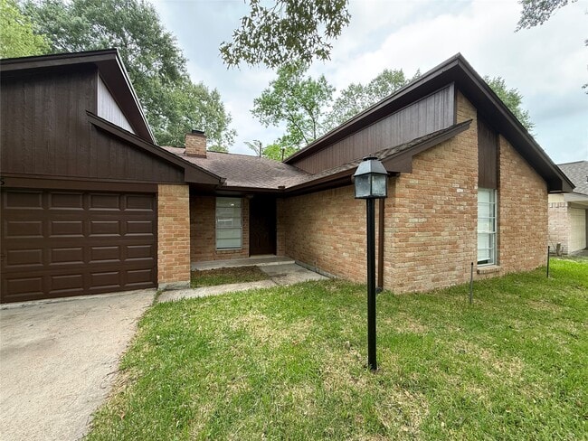 Foto del edificio - 2075 Little Cedar Dr