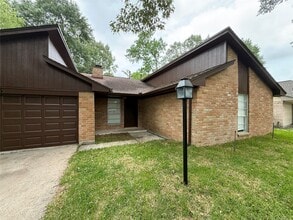 Building Photo - 2075 Little Cedar Dr