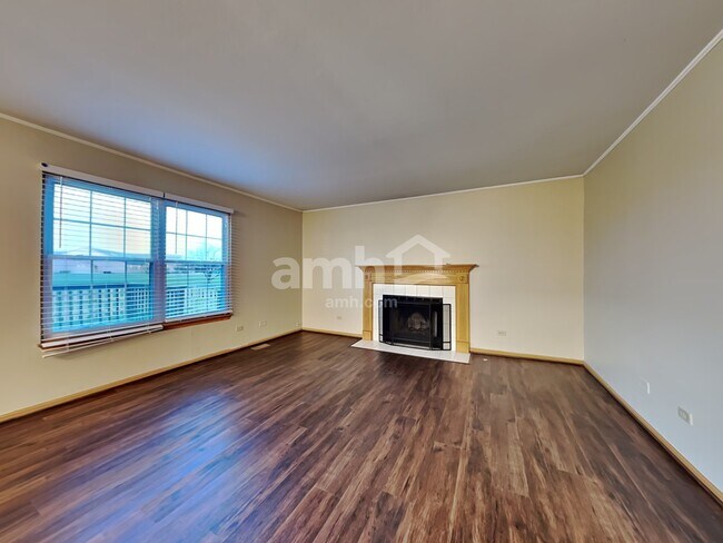 Foto del edificio - 1920 Chestnut Grove Drive