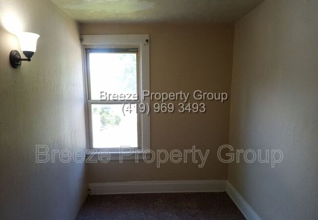 Building Photo - 135 Everett St