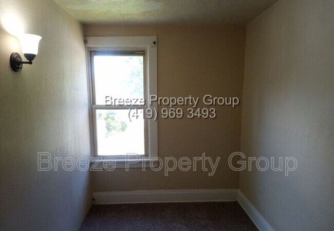 Foto del edificio - 135 Everett St