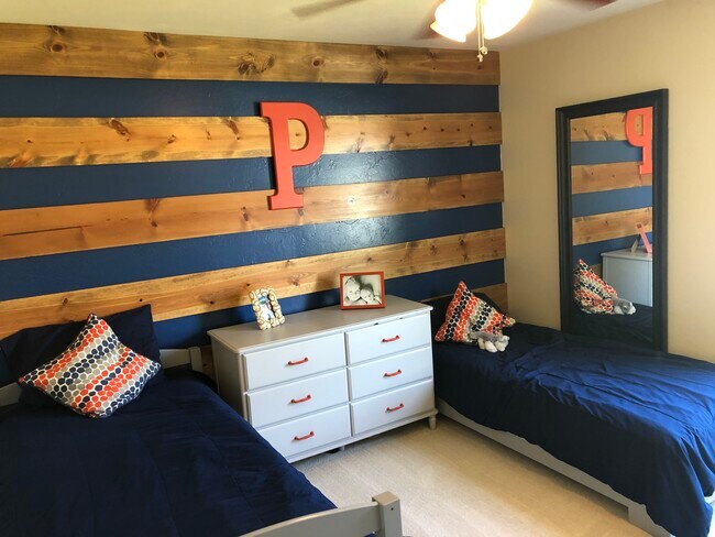 Foto del edificio - 1848 NW 172nd St