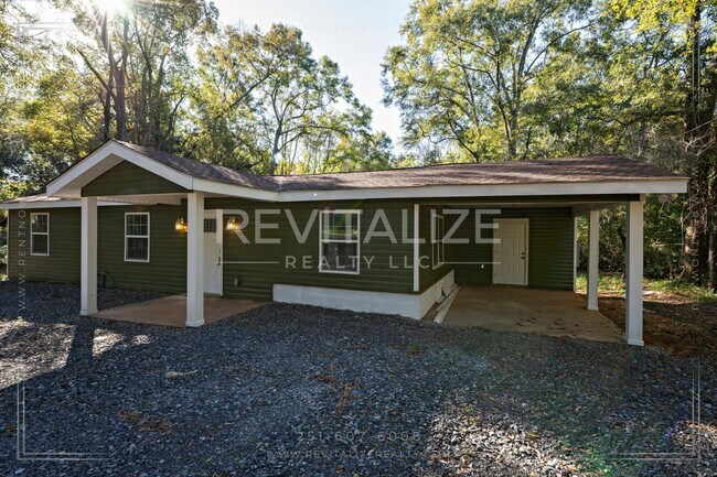 Foto del edificio - Fully Renovated 3/2 in West Mobile!