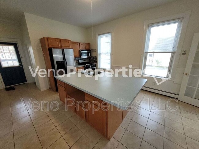 Foto del edificio - 1850 8th Ave