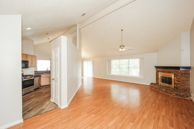 Building Photo - 164 Eagle Way