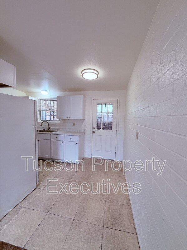 Foto del edificio - 4235 E Lee St