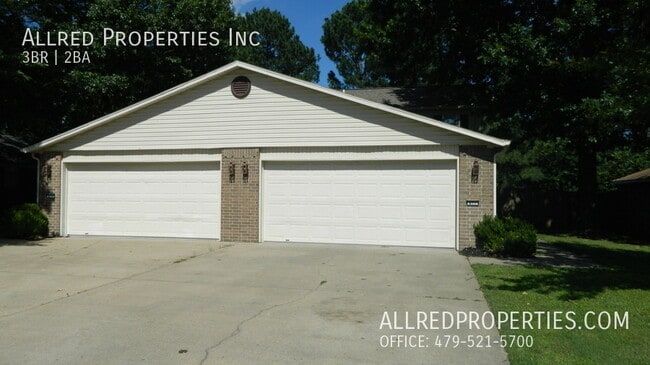 Photo - 822 N Daisy Ln Townhome