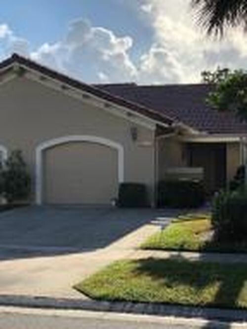 Primary Photo - 21558 Guadalajara Ave