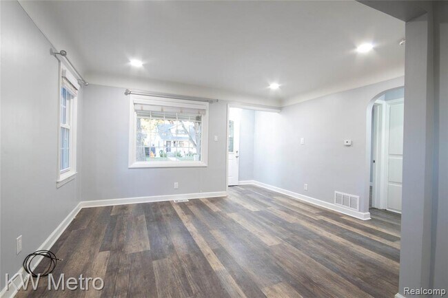 Foto del edificio - 22101 Ridgeway St