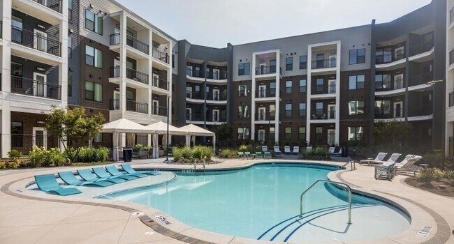 Foto del edificio - 900 Joseph E. Lowery Blvd NW