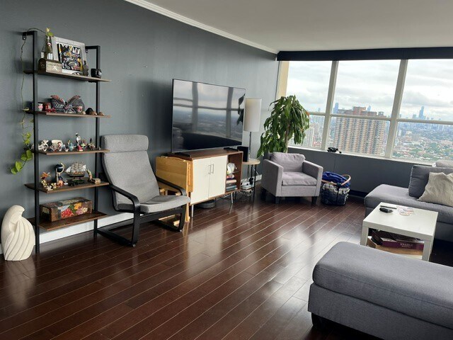 Foto del edificio - 655 W Irving Park Rd