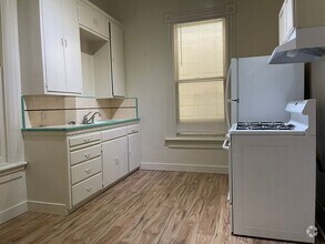 Building Photo - 2404 K St