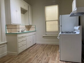 Building Photo - 2404 K St