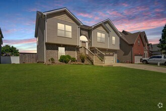 Building Photo - 1213 Chinook Cir