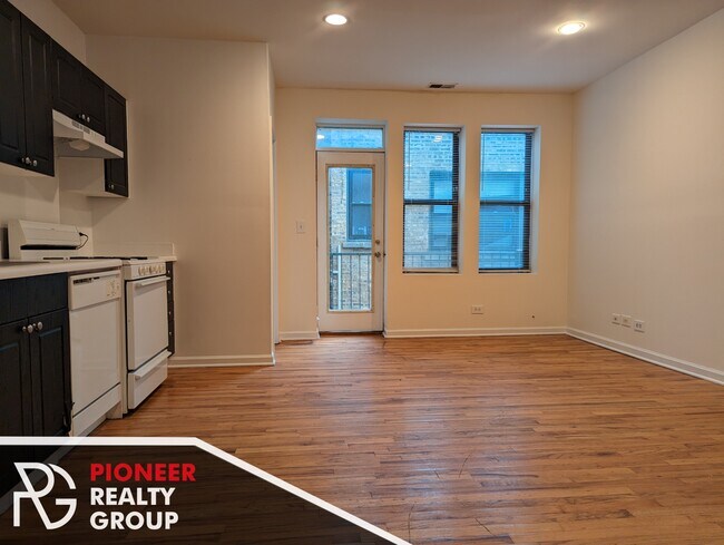 Foto del edificio - 912 W Dakin St