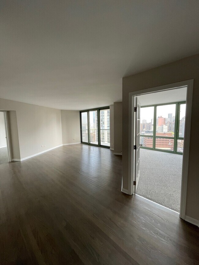 Foto del edificio - 111 W Maple St
